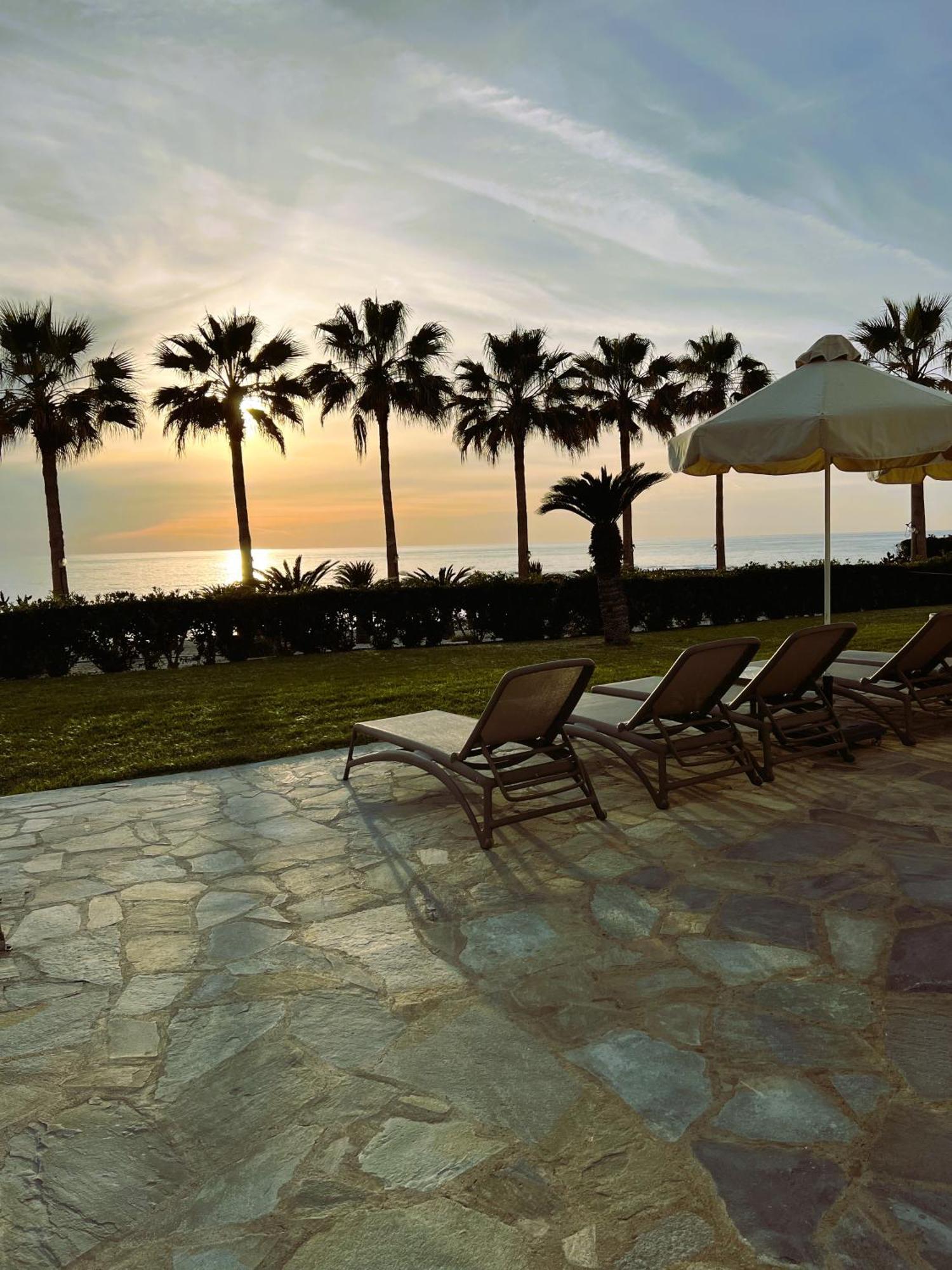 Platzia Beach Villas Pafos Dış mekan fotoğraf