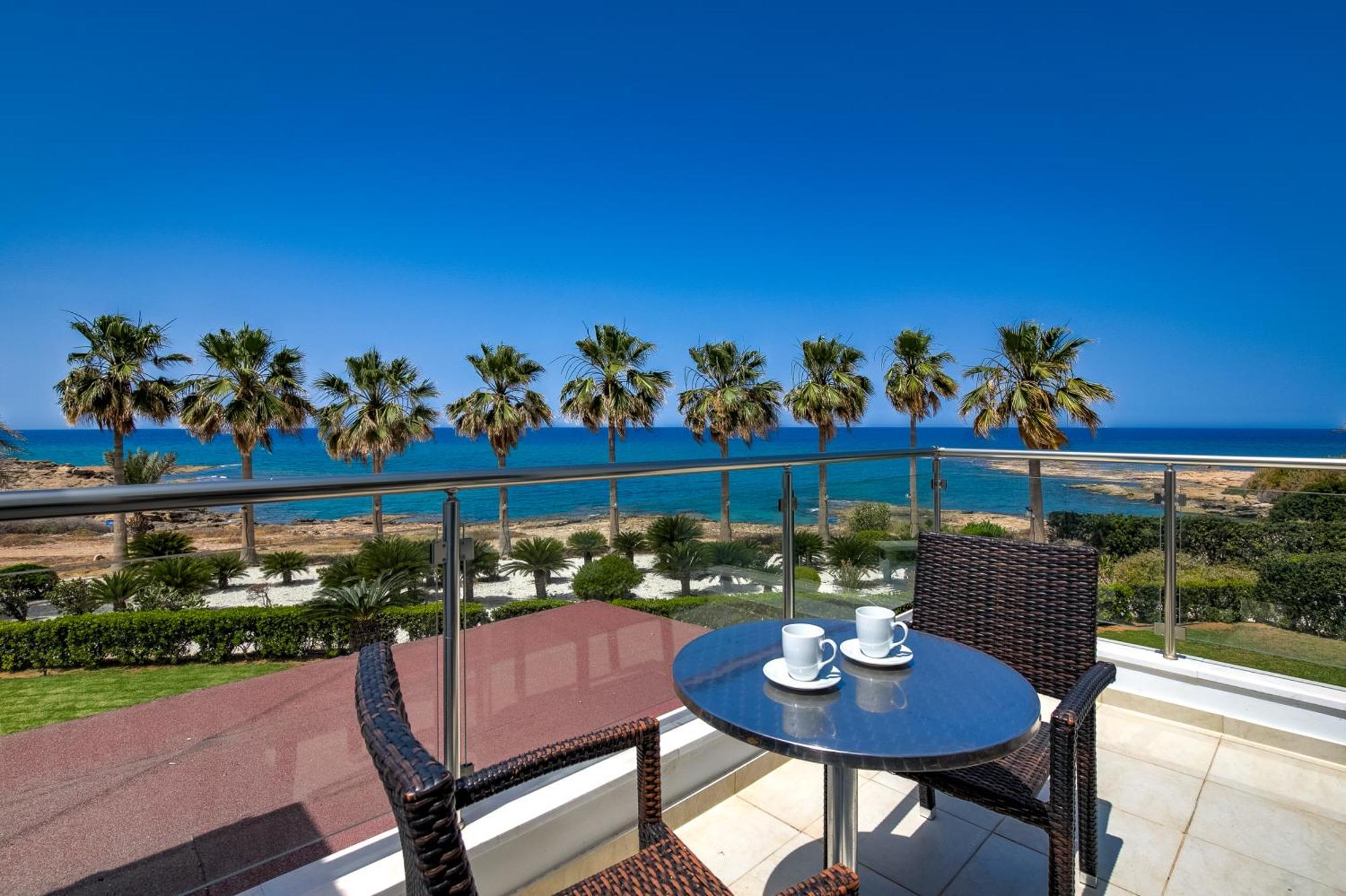 Platzia Beach Villas Pafos Dış mekan fotoğraf