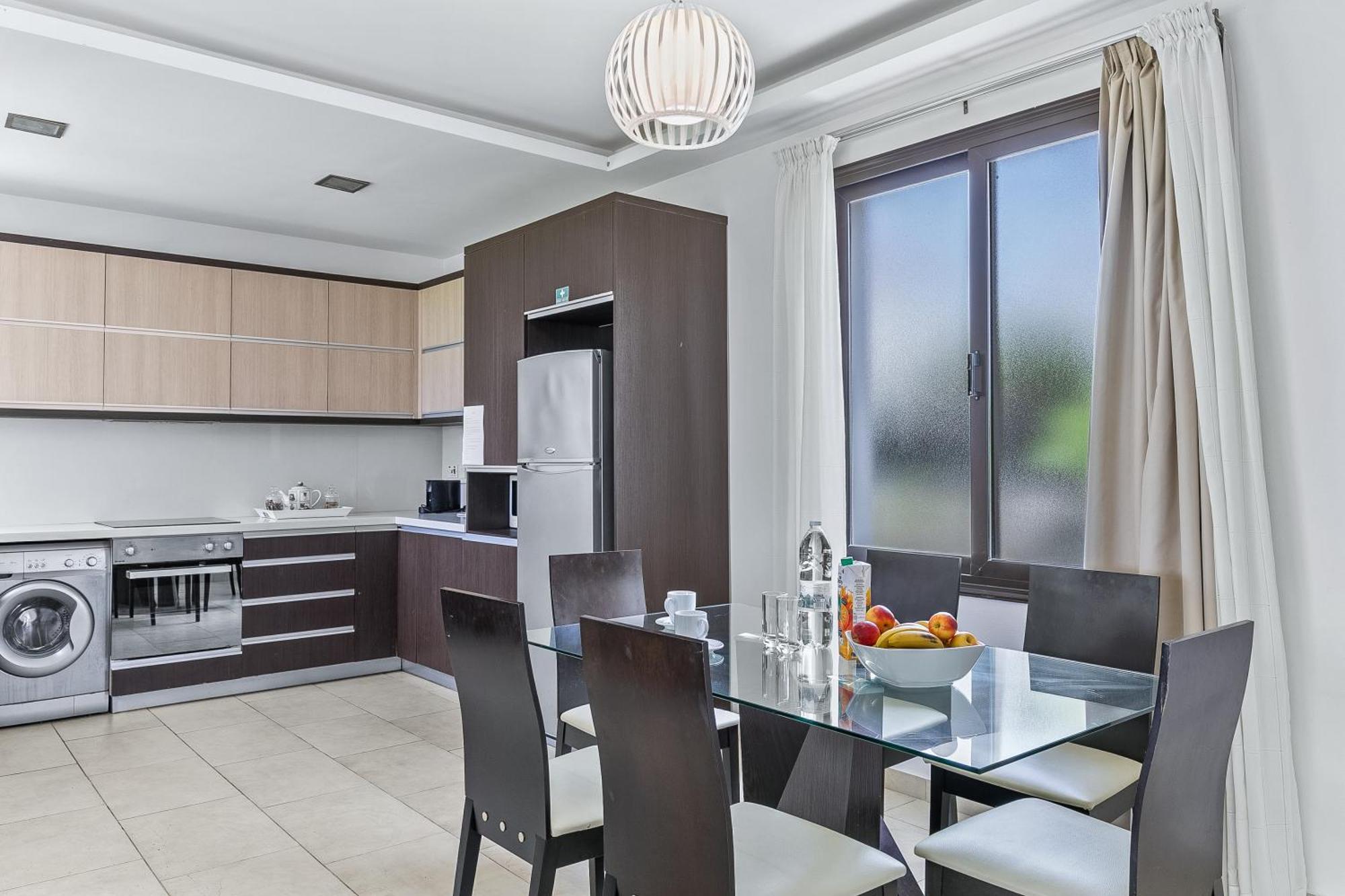 Platzia Beach Villas Pafos Dış mekan fotoğraf