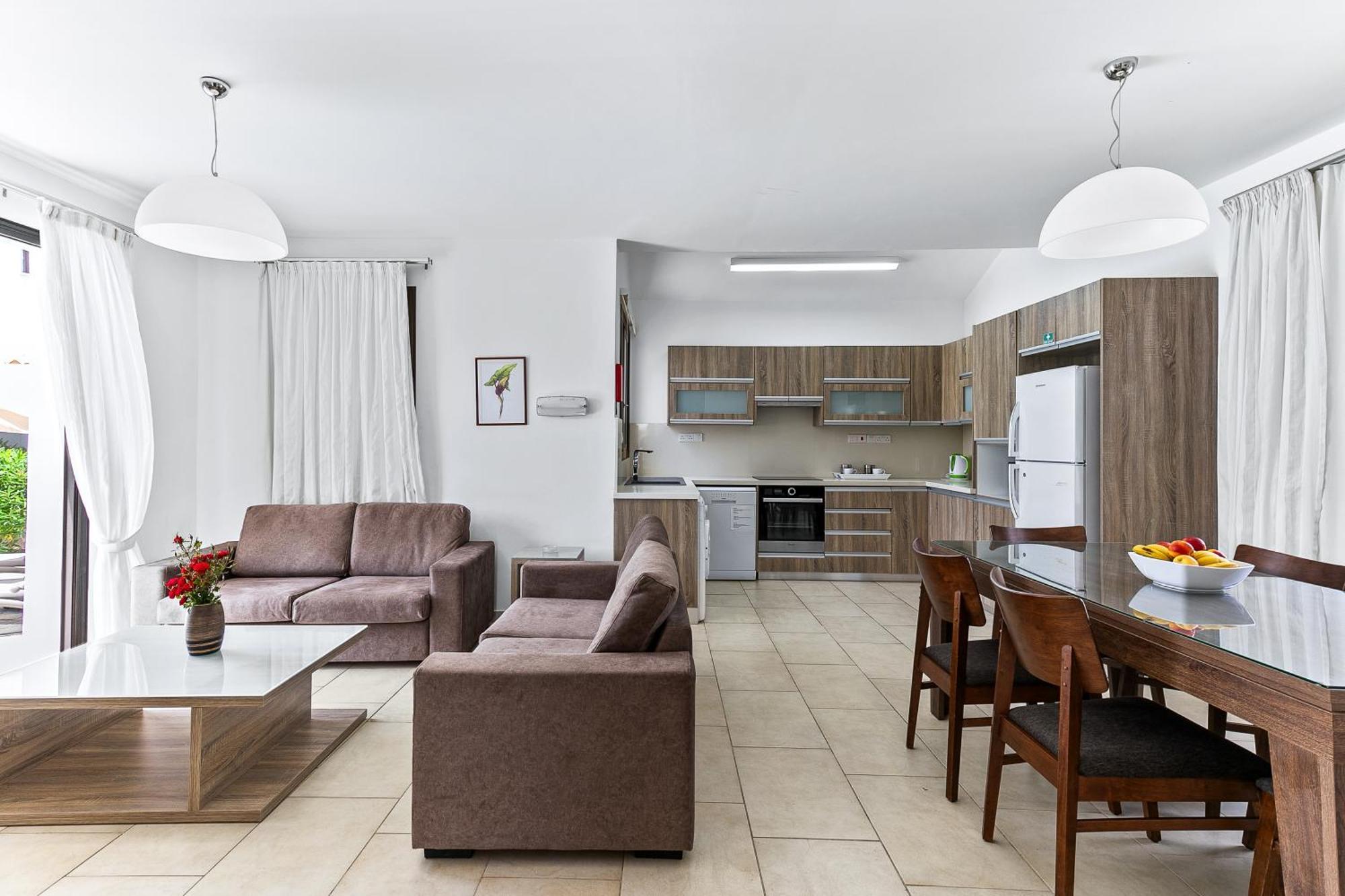 Platzia Beach Villas Pafos Dış mekan fotoğraf
