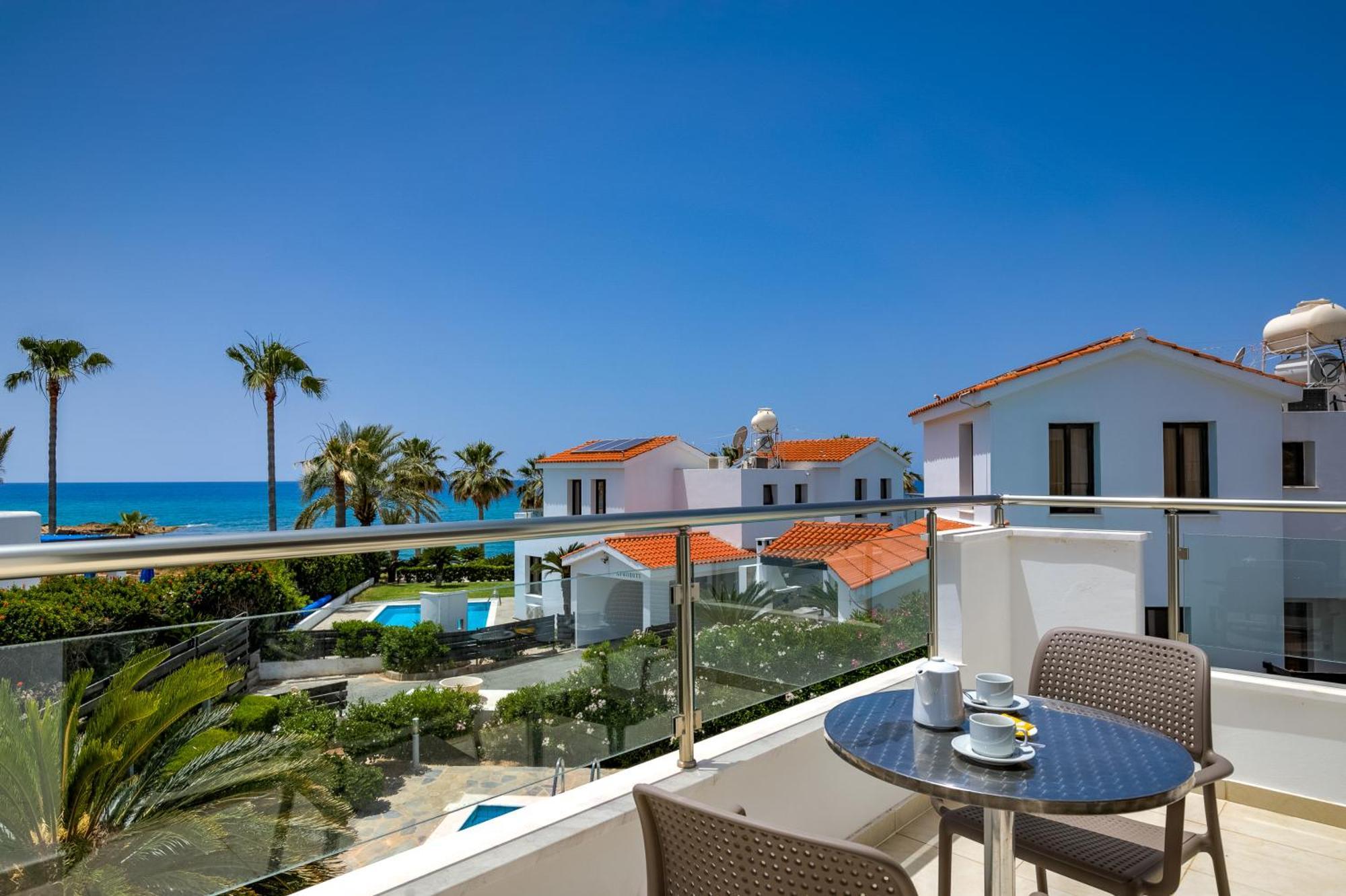 Platzia Beach Villas Pafos Dış mekan fotoğraf