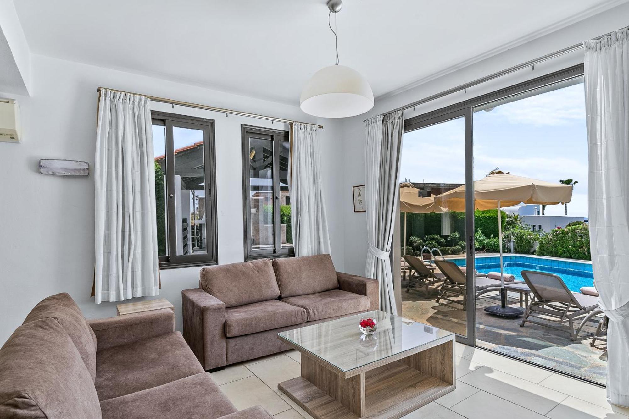 Platzia Beach Villas Pafos Dış mekan fotoğraf