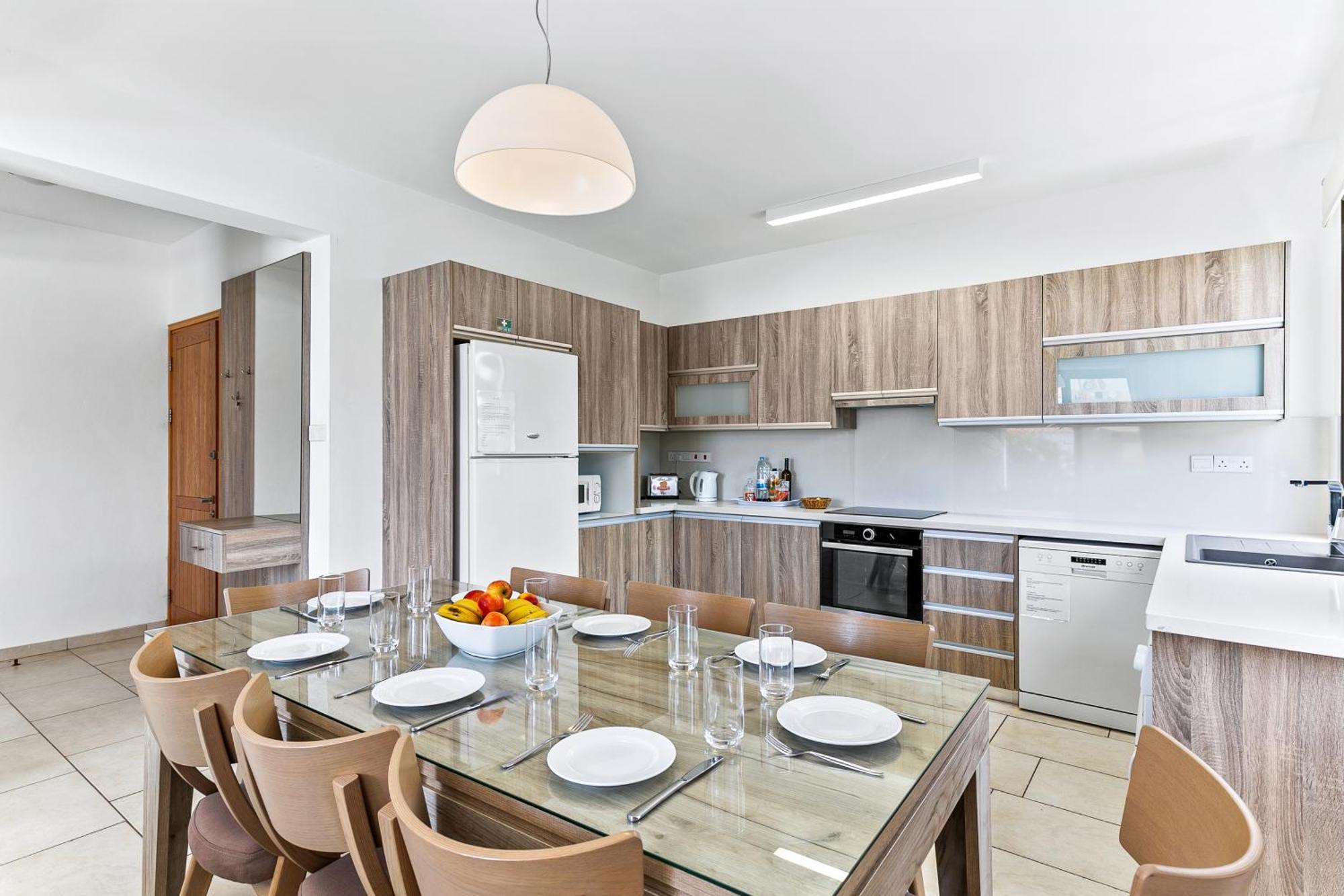 Platzia Beach Villas Pafos Dış mekan fotoğraf
