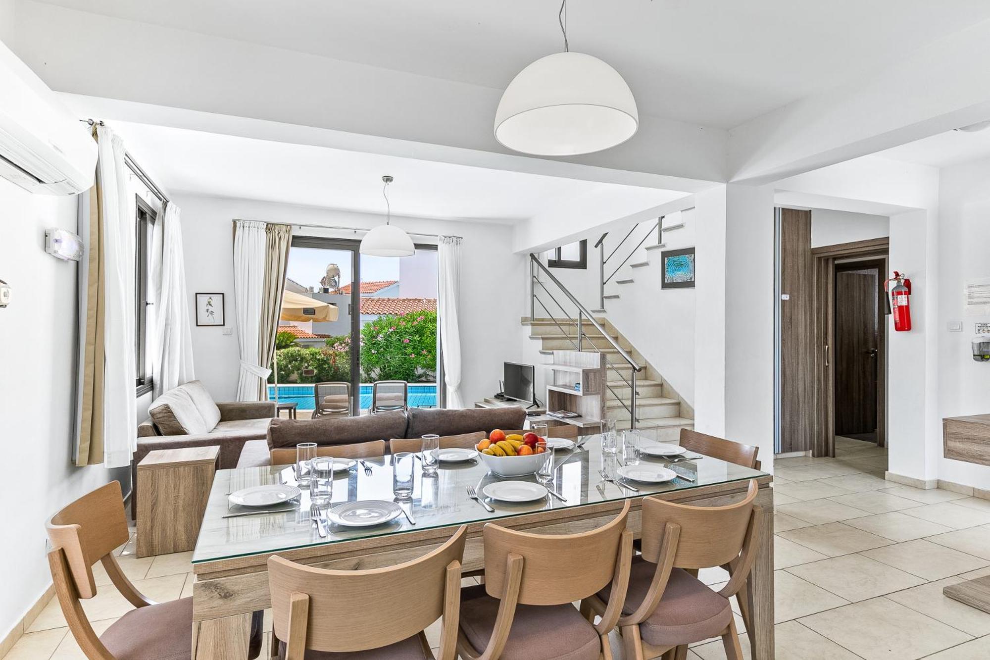 Platzia Beach Villas Pafos Dış mekan fotoğraf